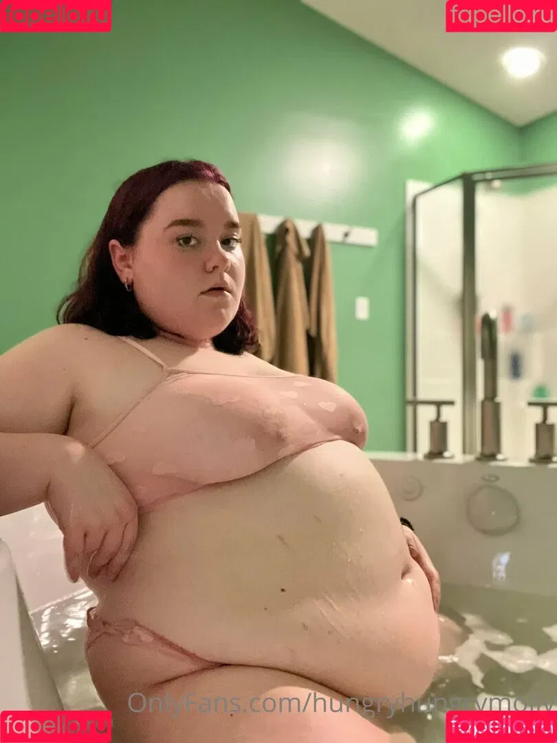 hungryhungrymolly / mollyhughes23 Onlyfans Photo Gallery 