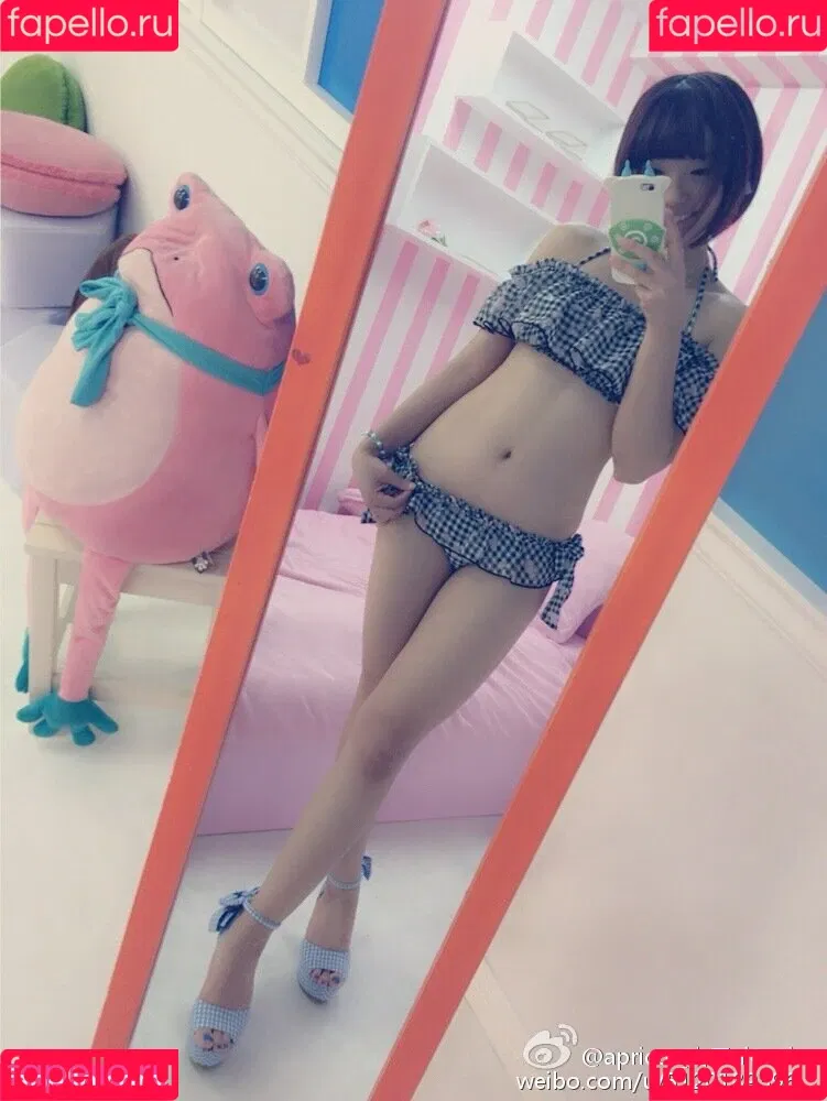 aya_aya / ayame_apricot / あぷりこっと＊ Onlyfans Photo Gallery 
