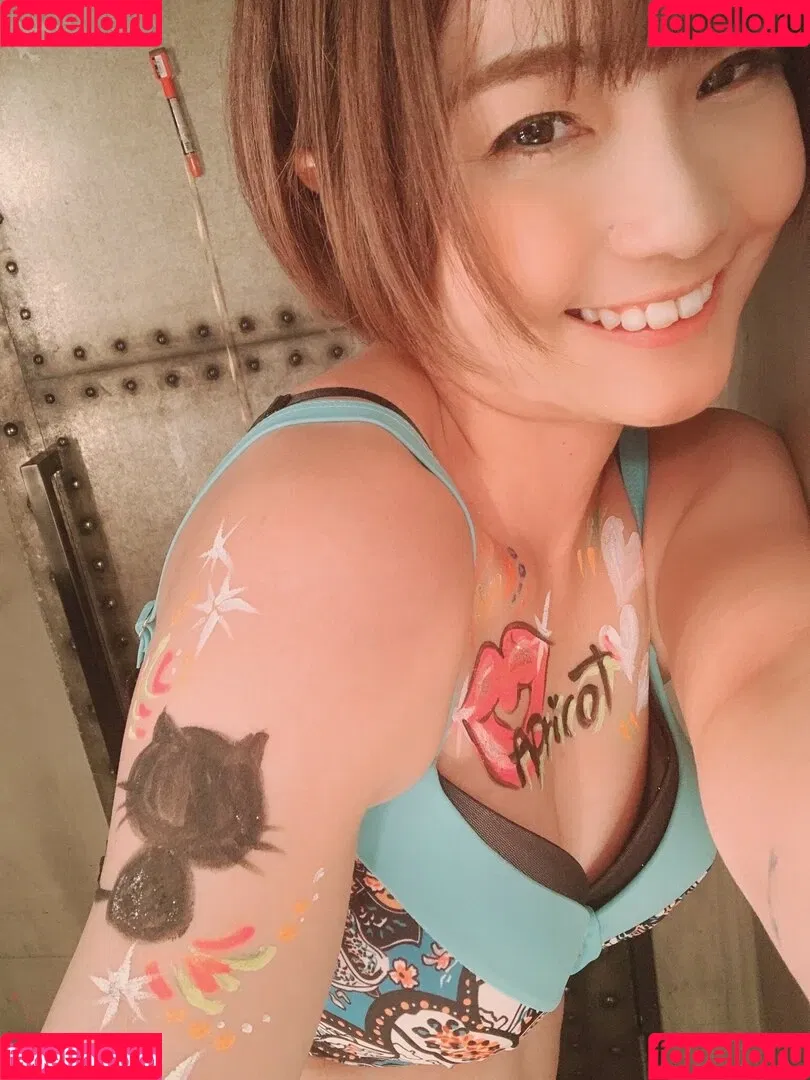 aya_aya / ayame_apricot / あぷりこっと＊ Onlyfans Photo Gallery 