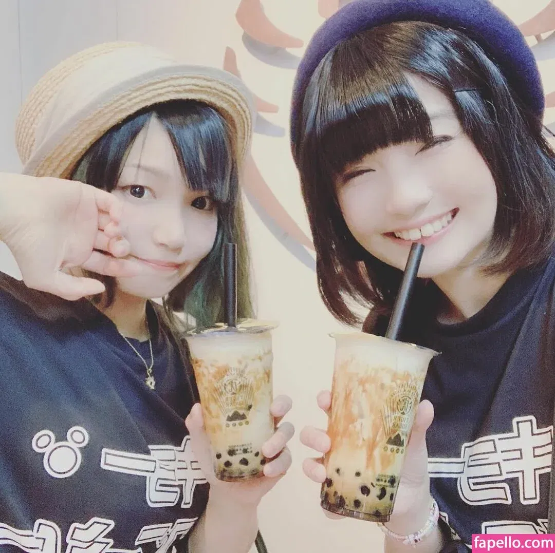 aya_aya / ayame_apricot / あぷりこっと＊ Onlyfans Photo Gallery 