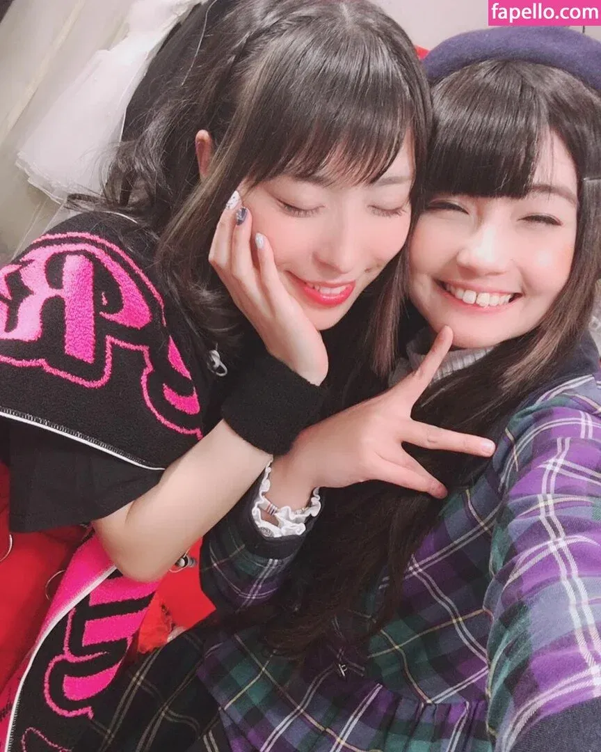 aya_aya / ayame_apricot / あぷりこっと＊ Onlyfans Photo Gallery 