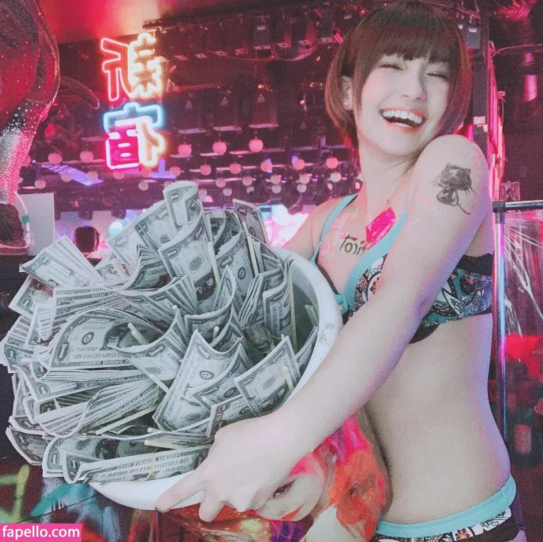 aya_aya / ayame_apricot / あぷりこっと＊ Onlyfans Photo Gallery 