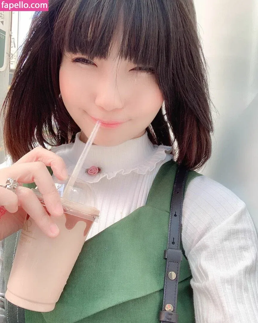 aya_aya / ayame_apricot / あぷりこっと＊ Onlyfans Photo Gallery 