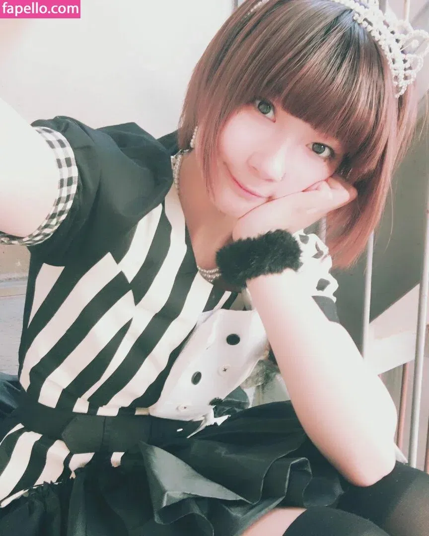 aya_aya / ayame_apricot / あぷりこっと＊ Onlyfans Photo Gallery 