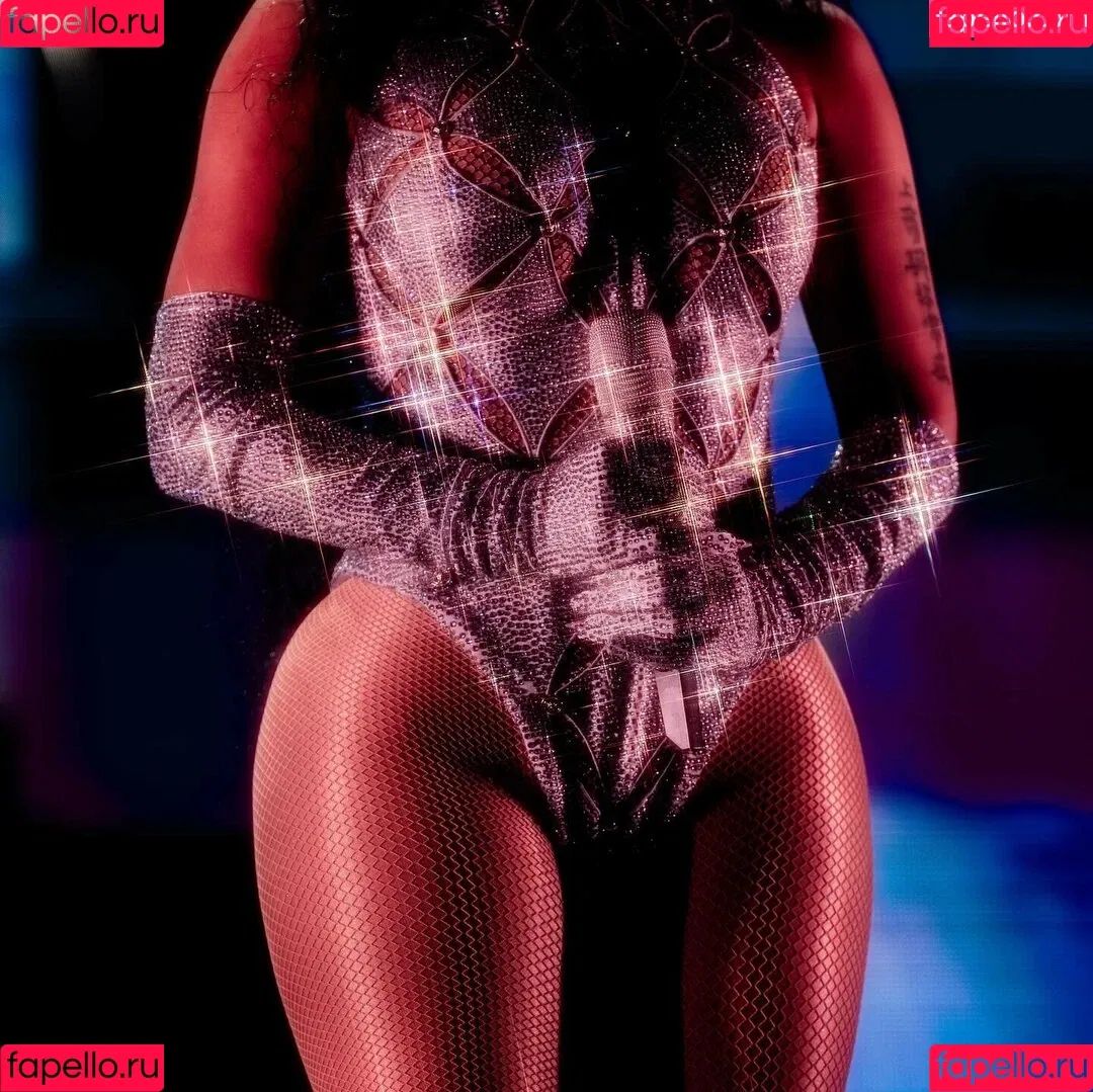 Nicki Minaj / nickiminaj Onlyfans Photo Gallery 