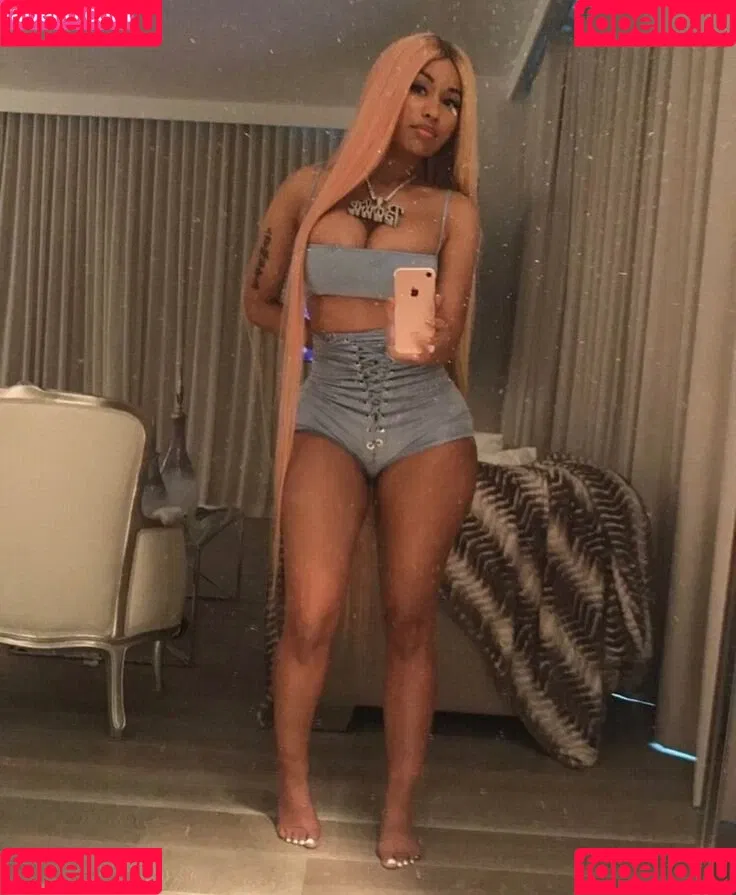 Nicki Minaj / nickiminaj Onlyfans Photo Gallery 