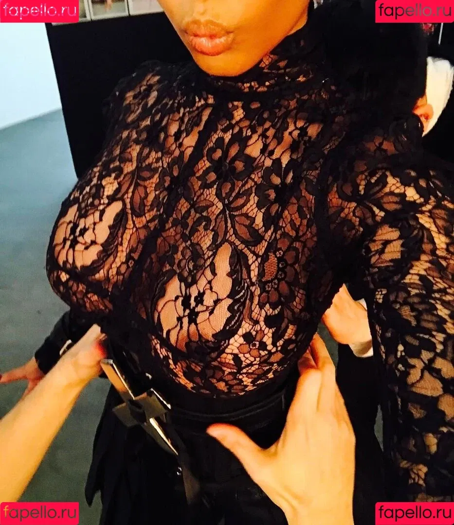 Nicki Minaj / nickiminaj Onlyfans Photo Gallery 