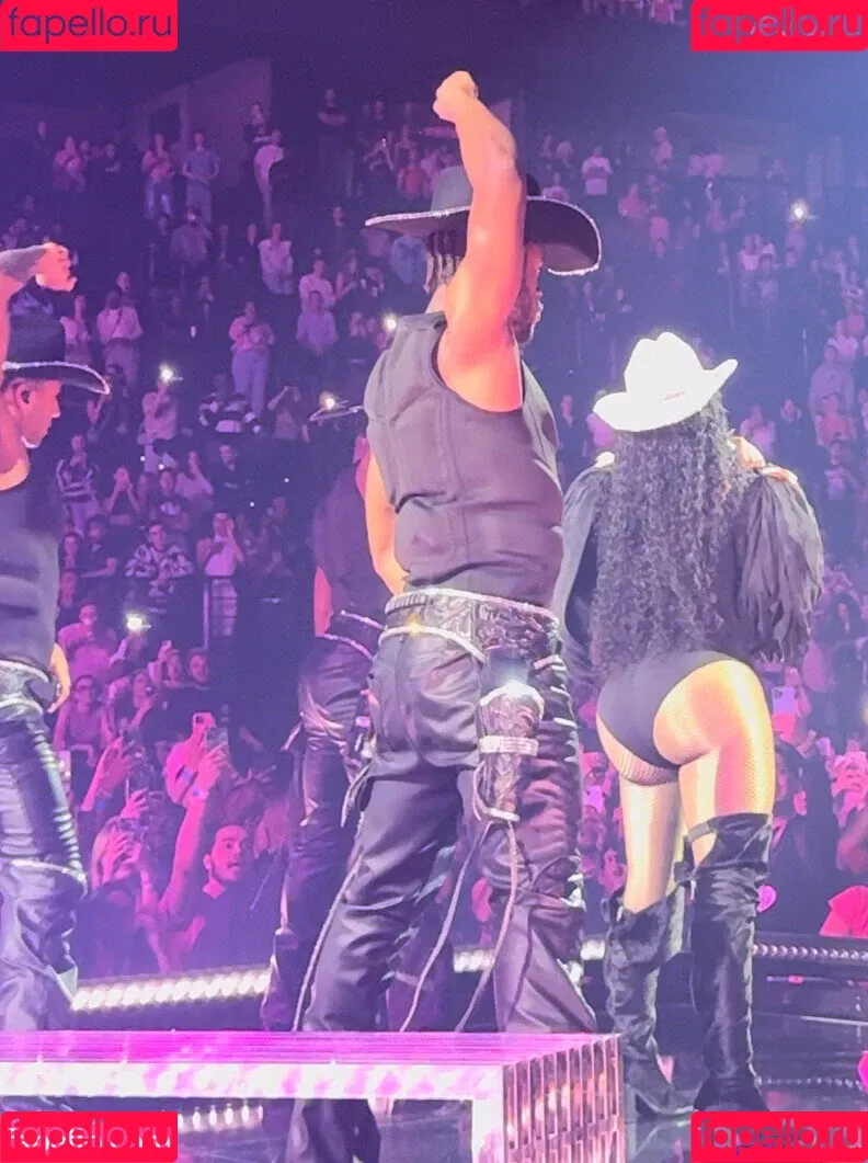 Nicki Minaj / nickiminaj Onlyfans Photo Gallery 