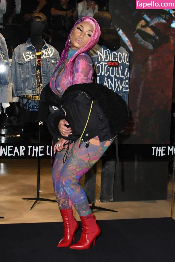 Nicki Minaj / nickiminaj Onlyfans Photo Gallery 