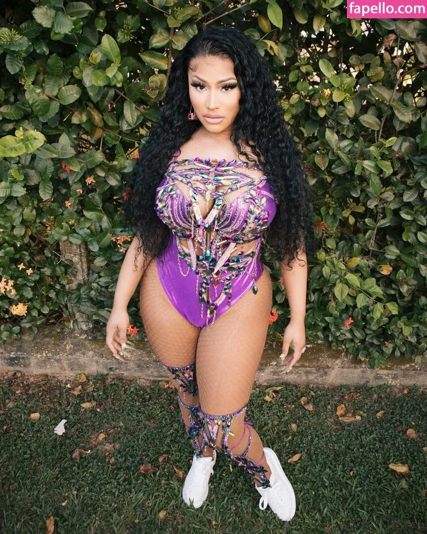 Nicki Minaj / nickiminaj Onlyfans Photo Gallery 