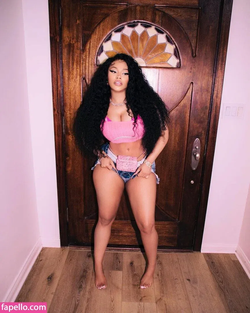 Nicki Minaj / nickiminaj Onlyfans Photo Gallery 