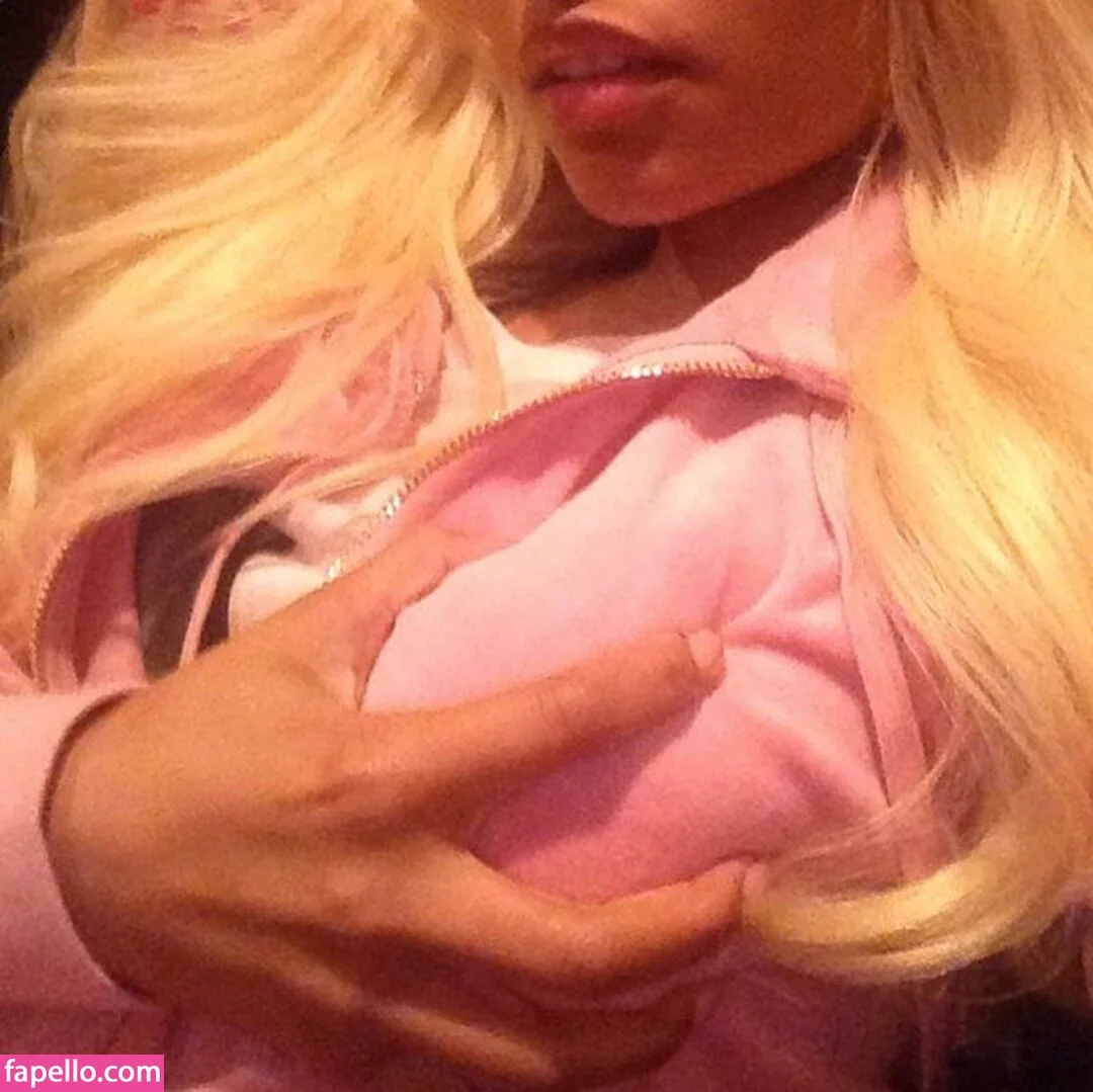 Nicki Minaj / nickiminaj Onlyfans Photo Gallery 