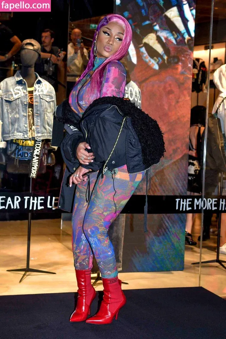 Nicki Minaj / nickiminaj Onlyfans Photo Gallery 