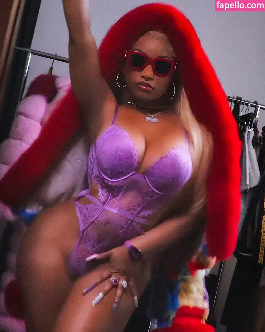 Nicki Minaj / nickiminaj Onlyfans Photo Gallery 