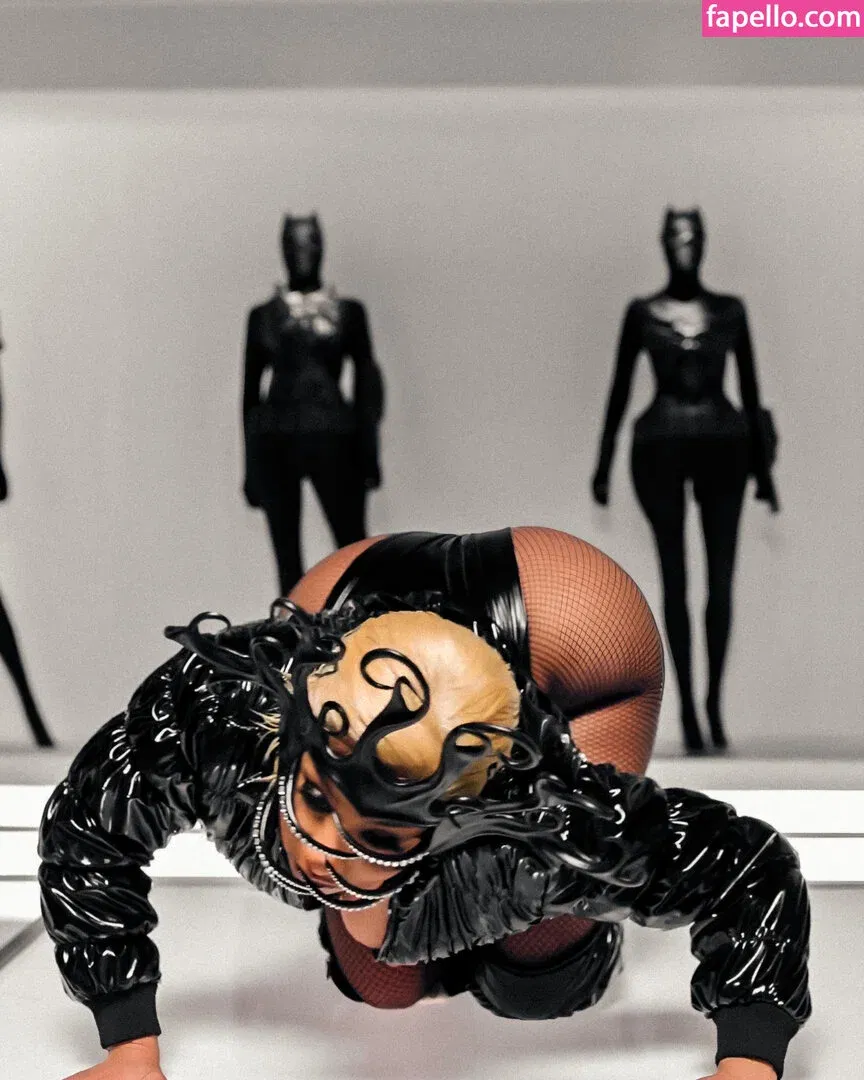 Nicki Minaj / nickiminaj Onlyfans Photo Gallery 