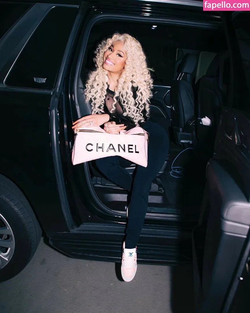 Nicki Minaj / nickiminaj Onlyfans Photo Gallery 
