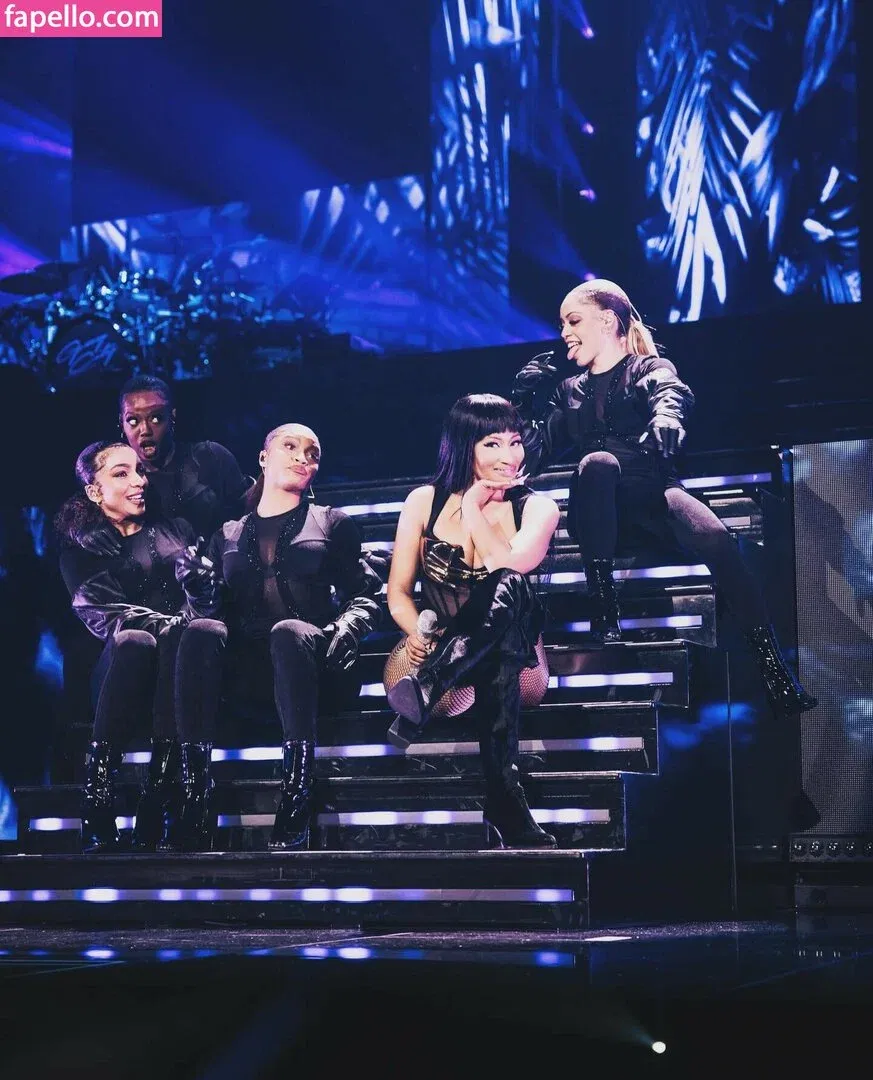 Nicki Minaj / nickiminaj Onlyfans Photo Gallery 