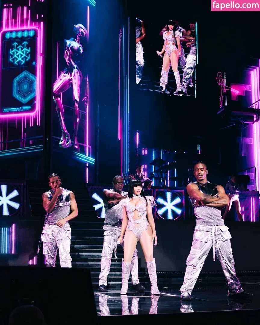 Nicki Minaj / nickiminaj Onlyfans Photo Gallery 