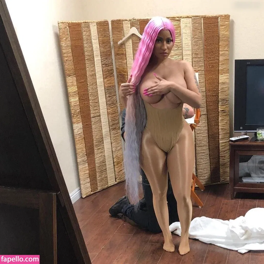 Nicki Minaj / nickiminaj Onlyfans Photo Gallery 
