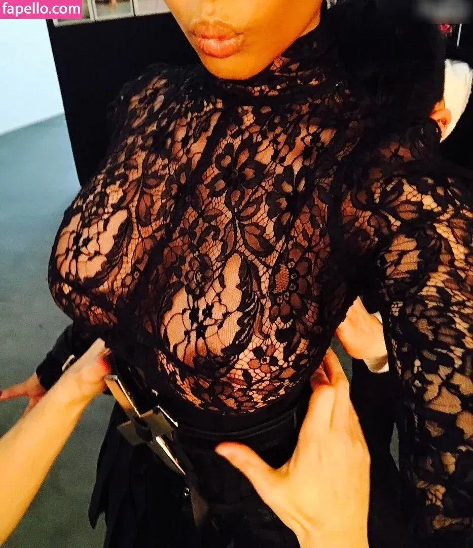 Nicki Minaj / nickiminaj Onlyfans Photo Gallery 
