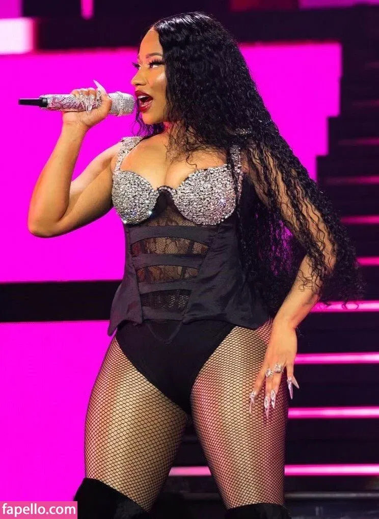 Nicki Minaj / nickiminaj Onlyfans Photo Gallery 
