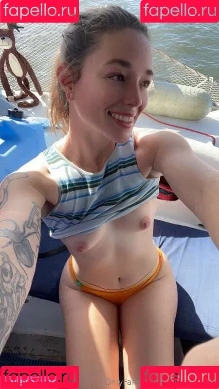 skyesharp / skyesharp_au Onlyfans Photo Gallery 