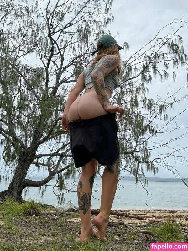 skyesharp / skyesharp_au Onlyfans Photo Gallery 