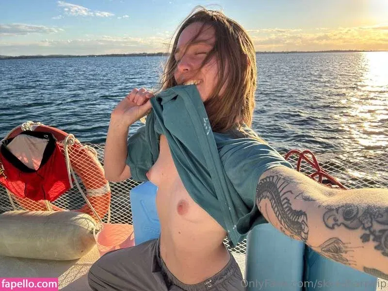 skyesharp / skyesharp_au Onlyfans Photo Gallery 