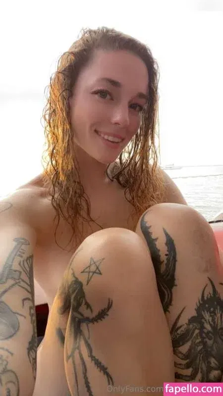 skyesharp / skyesharp_au Onlyfans Photo Gallery 