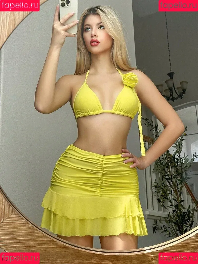 Gabi Champ / Gabi Ciamp / gabiciamp Onlyfans Photo Gallery 