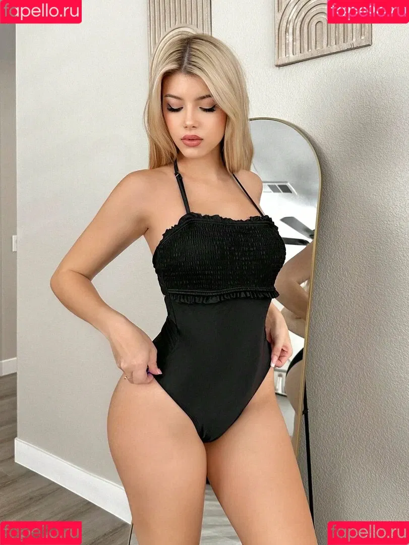 Gabi Champ / Gabi Ciamp / gabiciamp Onlyfans Photo Gallery 