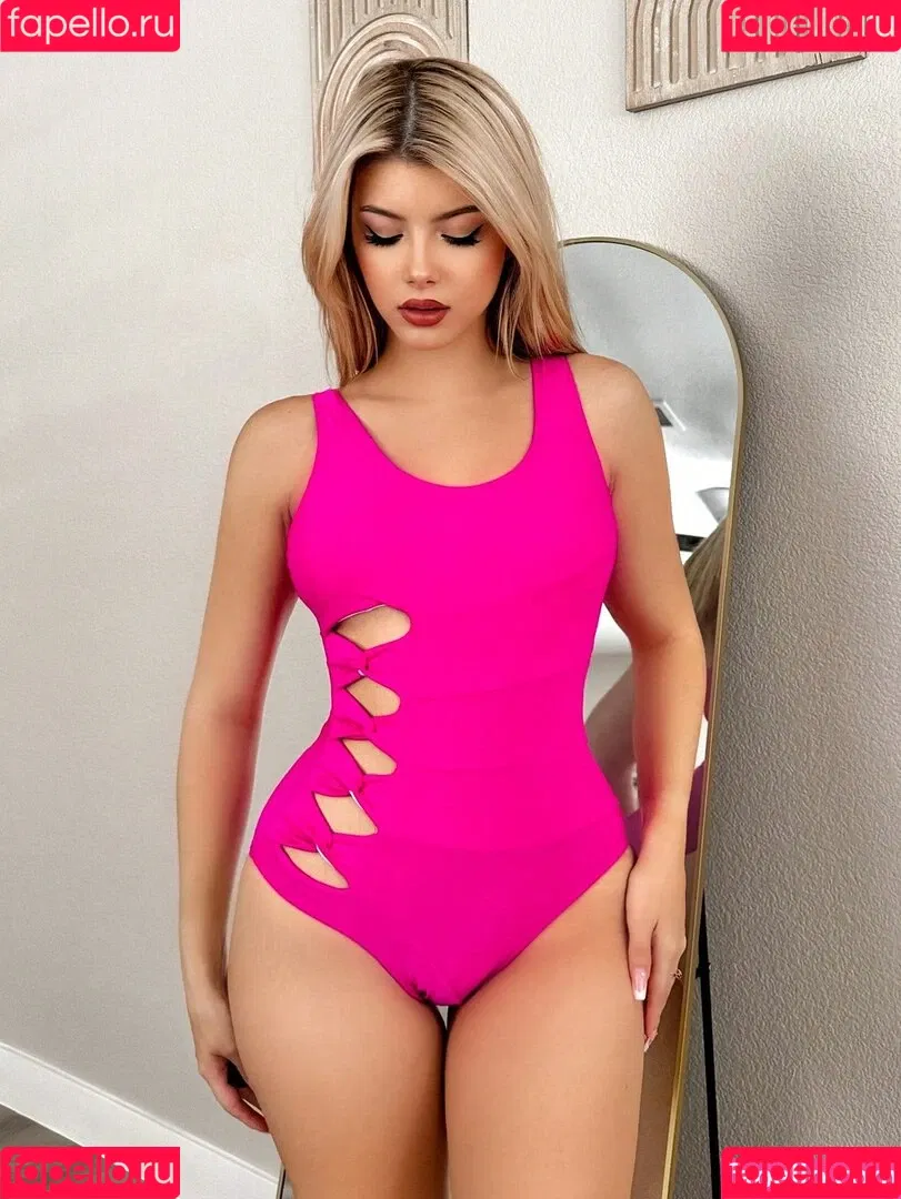 Gabi Champ / Gabi Ciamp / gabiciamp Onlyfans Photo Gallery 