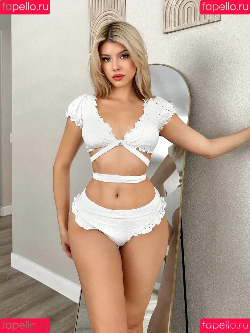 Gabi Champ / Gabi Ciamp / gabiciamp Onlyfans Photo Gallery 