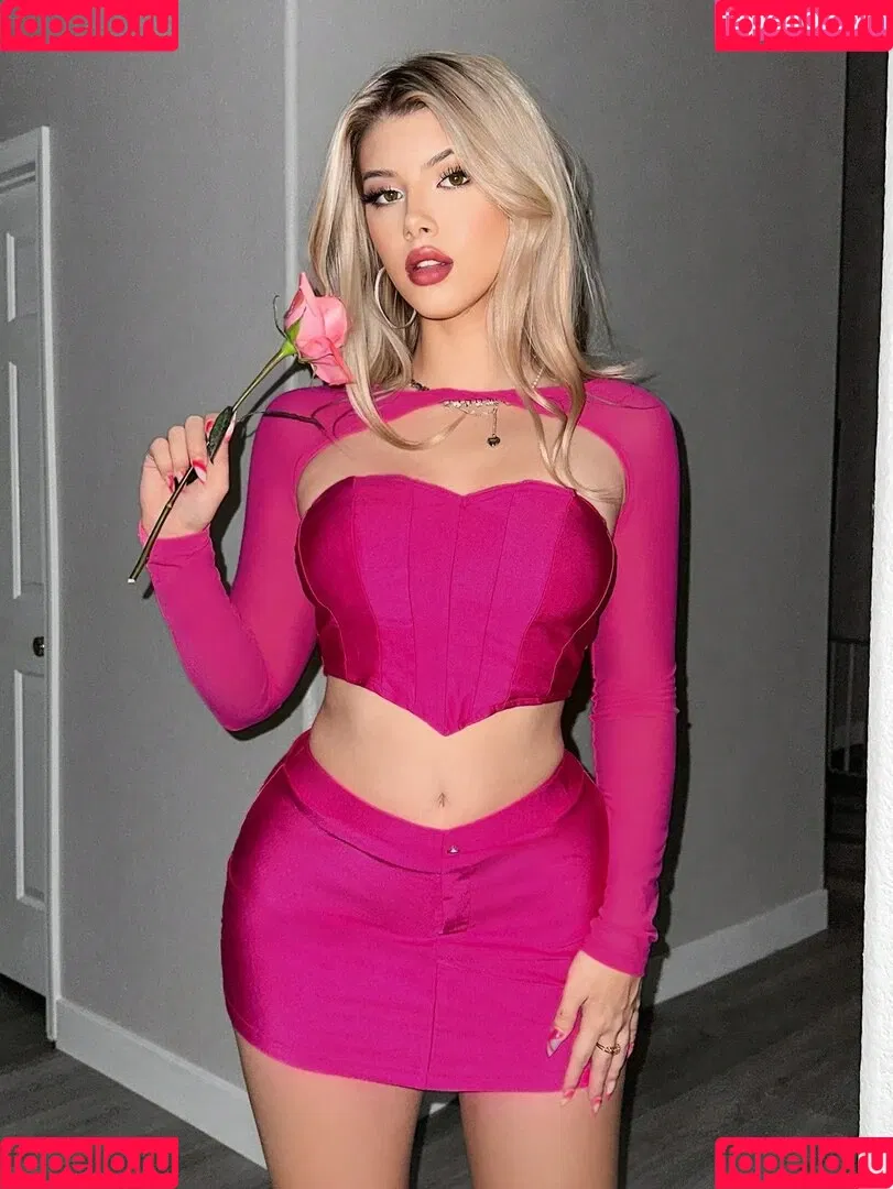 Gabi Champ / Gabi Ciamp / gabiciamp Onlyfans Photo Gallery 