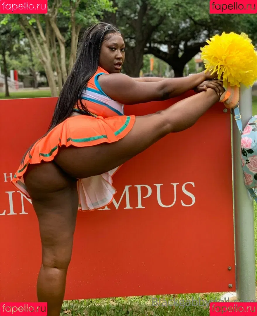 gabbyfox_free / omgwowgab Onlyfans Photo Gallery 