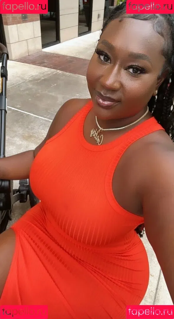 gabbyfox_free / omgwowgab Onlyfans Photo Gallery 