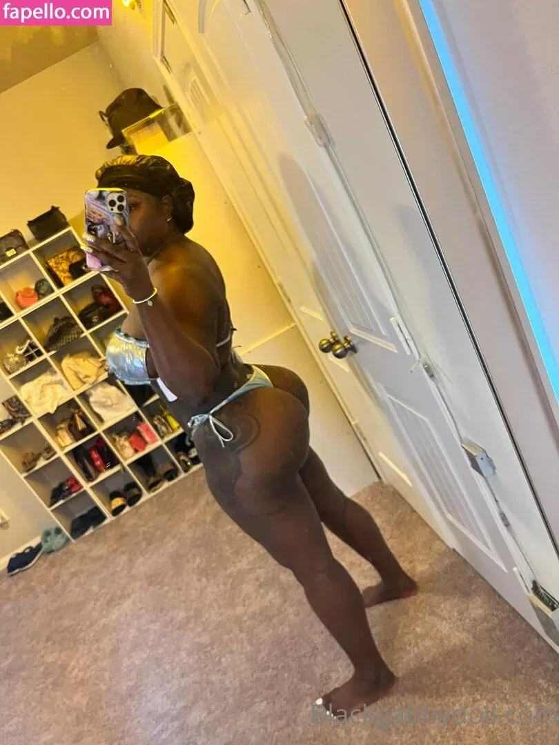 gabbyfox_free / omgwowgab Onlyfans Photo Gallery 