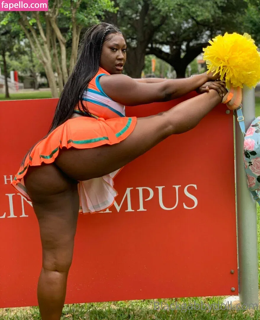 gabbyfox_free / omgwowgab Onlyfans Photo Gallery 