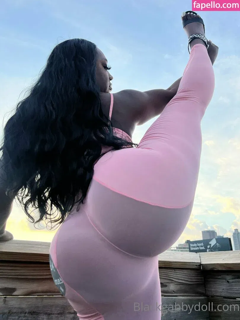 gabbyfox_free / omgwowgab Onlyfans Photo Gallery 