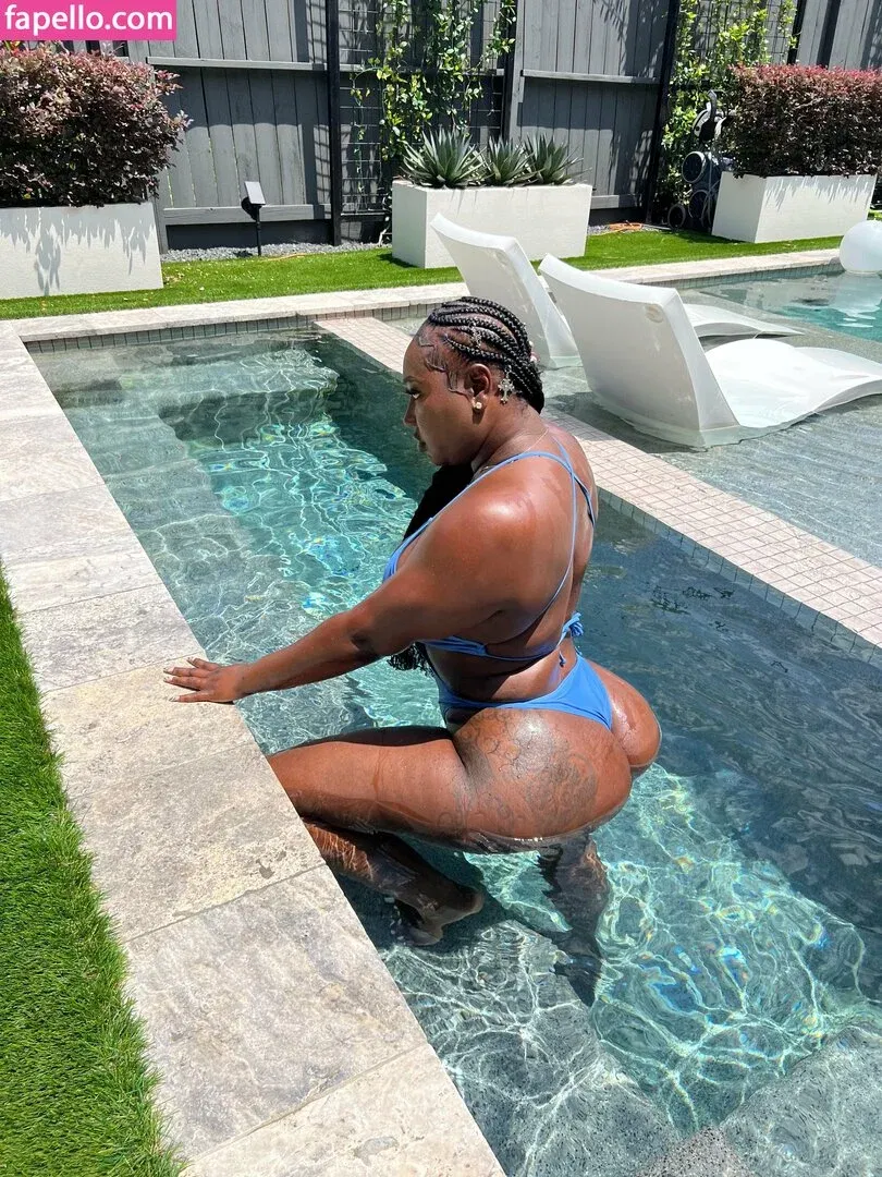 gabbyfox_free / omgwowgab Onlyfans Photo Gallery 