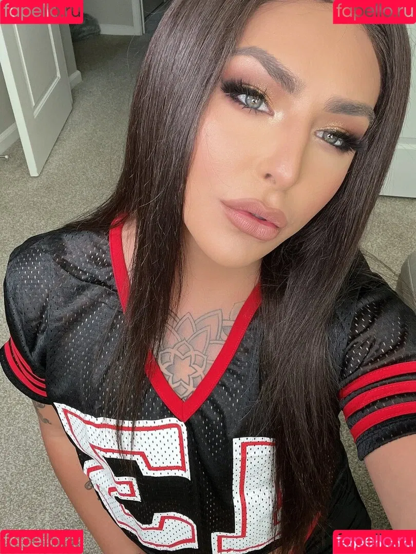 Chanel Santini / chanelsantinixo / thechanelsantini Onlyfans Photo Gallery 
