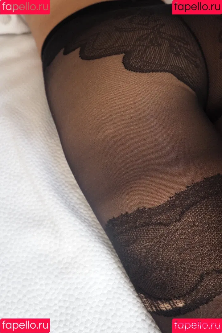 Monie Kulh / Moniekulh Onlyfans Photo Gallery 