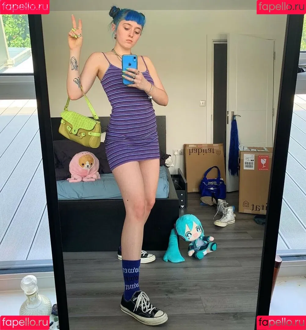 Ashnikko / ashnico / https: Onlyfans Photo Gallery 