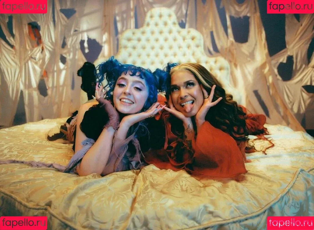 Ashnikko / ashnico / https: Onlyfans Photo Gallery 