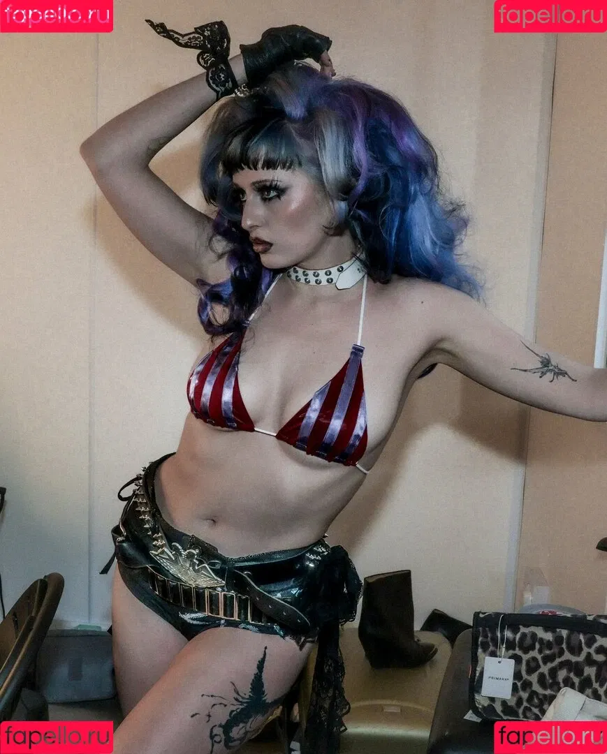 Ashnikko / ashnico / https: Onlyfans Photo Gallery 