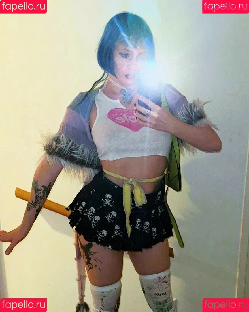 Ashnikko / ashnico / https: Onlyfans Photo Gallery 