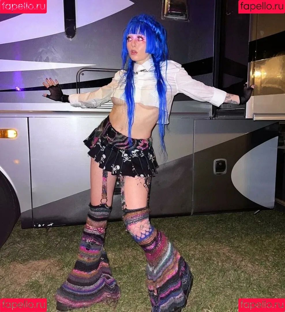 Ashnikko / ashnico / https: Onlyfans Photo Gallery 