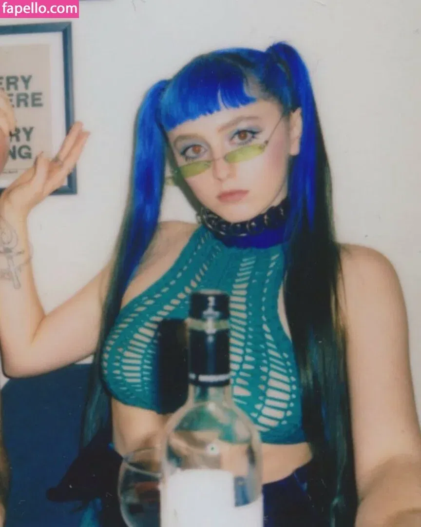 Ashnikko / ashnico / https: Onlyfans Photo Gallery 