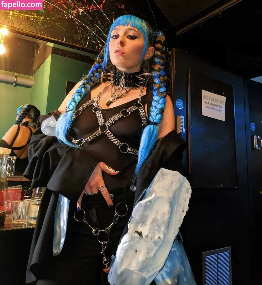 Ashnikko / ashnico / https: Onlyfans Photo Gallery 