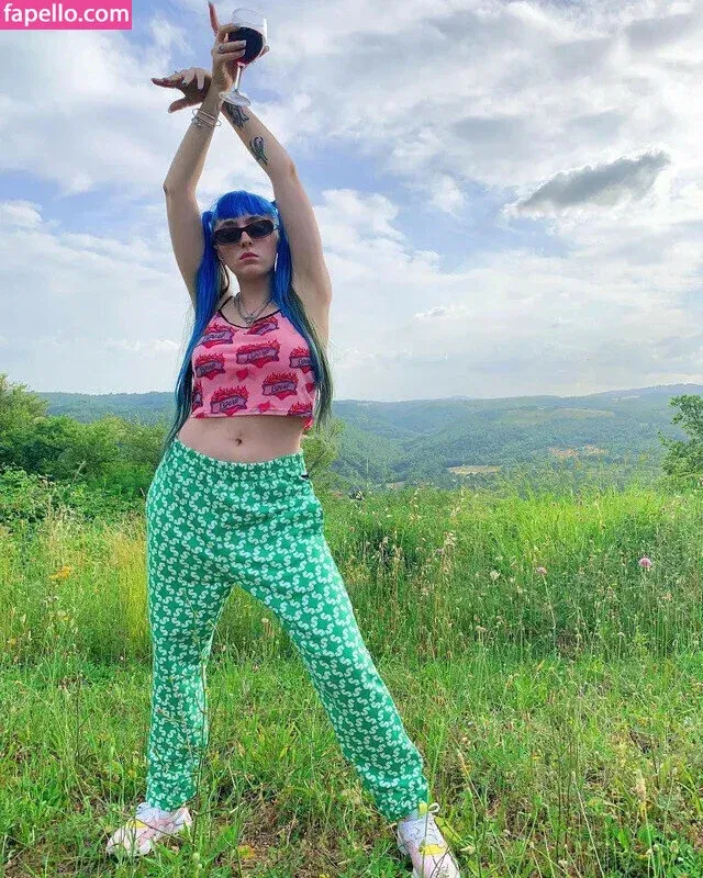 Ashnikko / ashnico / https: Onlyfans Photo Gallery 